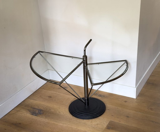 Dardo coffee table, by OMA