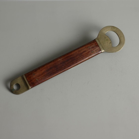 Grande apribottiglie Mid-Century in ottone e palissandro, Europa, anni '60 – Oggetti decorativi, Brass, Wood (photo 3 of 12)