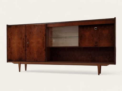 Tavola centrale di metà secolo