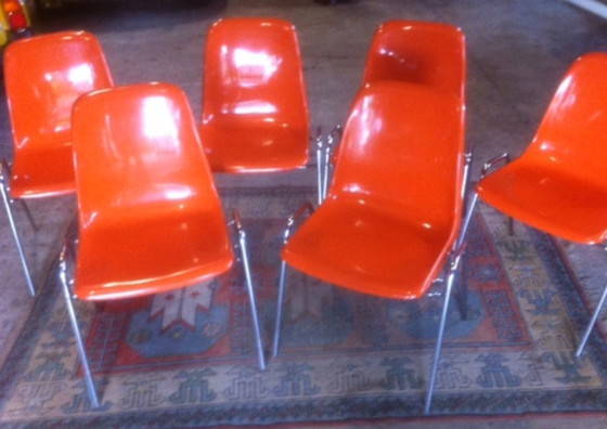 Image 1 of 6 retro Drabert design chairs 495 Minden