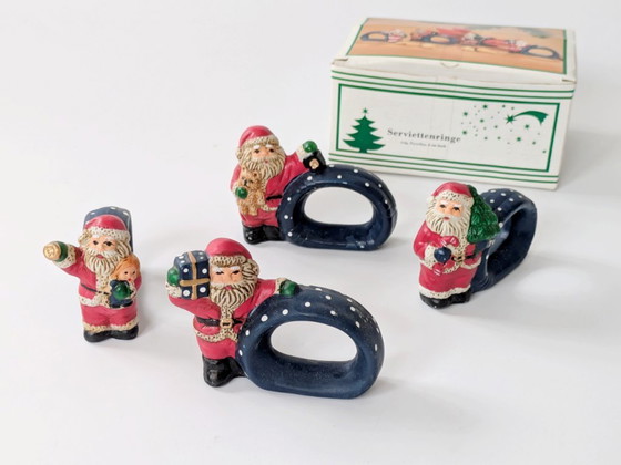 Image 1 of Set di 4 anelli per tovaglioli in porcellana vintage | Decorazioni natalizie tedesche dipinte a mano