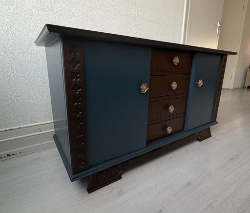 Laag dressoir gerestyled 