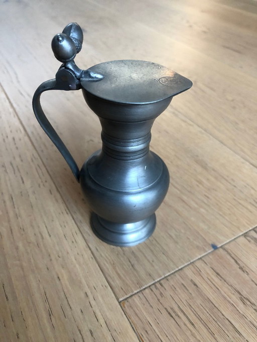 Kleiner Zinnkrug