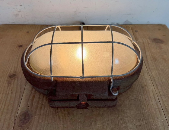 Image 1 of Applique industriale in ghisa grigia di Elektrosvit, anni '60