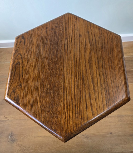 Image 1 of Table d'appoint en chêne massif – Table colonne vintage