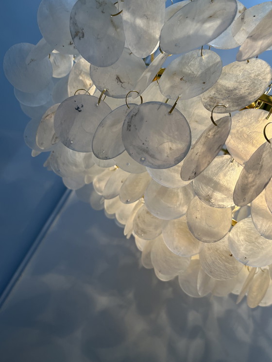 Image 1 of Xl formaat grote capiz schelpen hanglamp goud frame