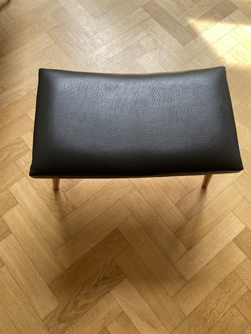 Poggiapiedi vintage Skai – hockers en poefs, Metal, Wood