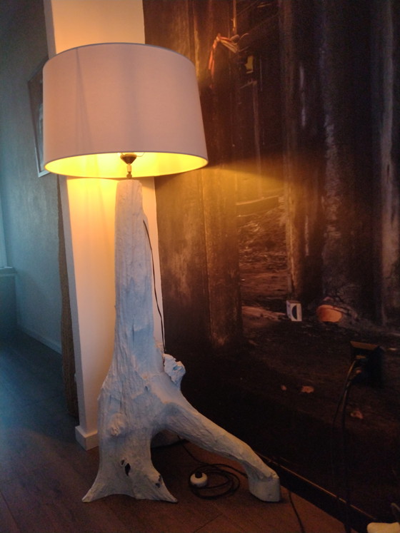 Image 1 of Lichtgevende kerstboom met uniek design, direct te koop. Geen tweede exemplaar van deze kerstboom beschikbaar.