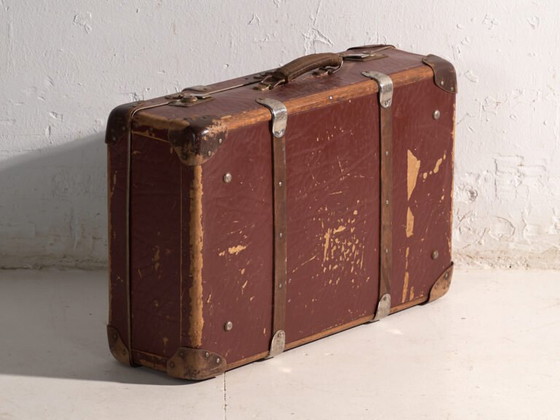 Antique travel suitcase in vulcanised fibre – Czechoslovakia, circa 1930 – Travel bags, Wood, Metal (photo 37 of 39)