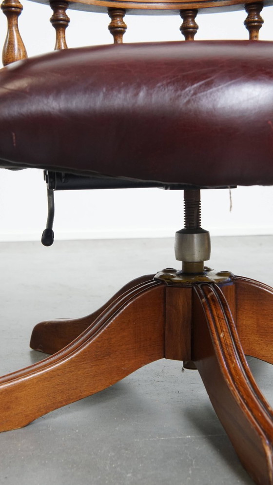 Image 1 of Sedia da ufficio chesterfield regolabile in altezza in pelle di vacchetta rossa