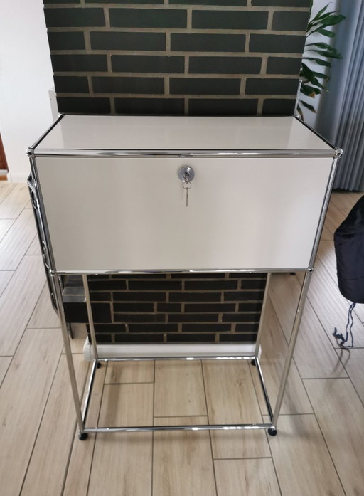Original USM Haller Highboard / Konsolentisch mit Klappe, weiß – dressoirs, Metal