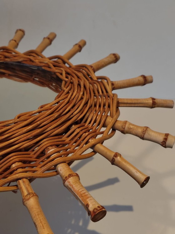 Image 1 of Ovale zonnespiegel in rotan