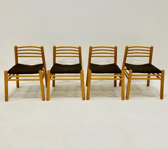 Image 1 of Jaren 70 eetkamerstoelen vintage