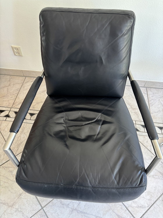 Due poltrone in pelle color antracite di Musterring – Leather (photo 6 of 6)