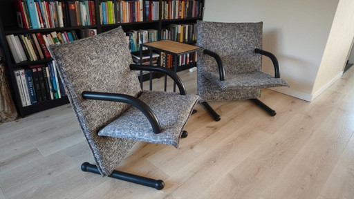 2x beautiful Artiflex T-Line chairs