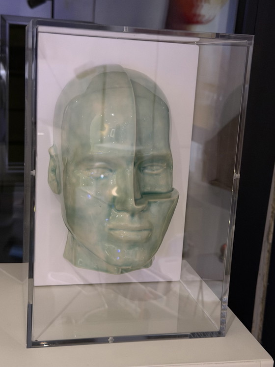 Opera di Guido van Ophoven – Sculture, Ceramic, Plexiglass (photo 3 of 5)