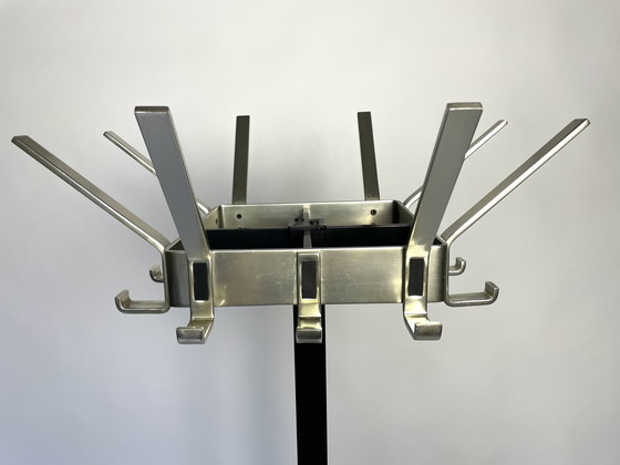 Image 1 of Appendiabiti vintage in stile Bauhaus