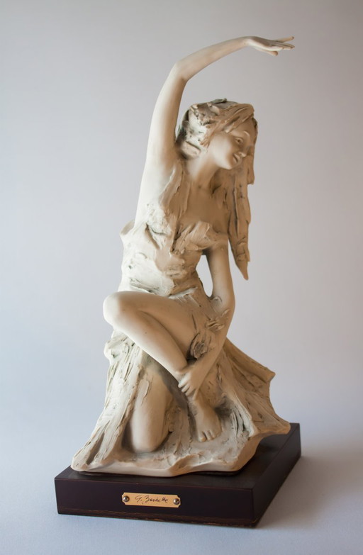 Original sculpture by Giovanni Barbetta. Sculpture of a woman. Porcelain female figure. Contemporary sculpture by the artist.