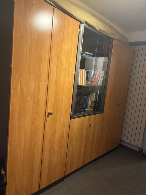 Kantoorkast met veel opbergruimte 