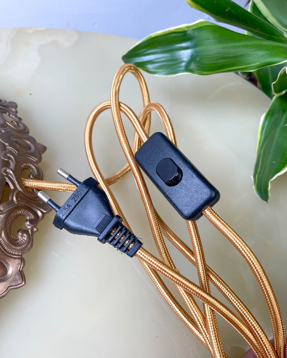 Image 1 of Lampada da tavolo vintage a forma di globo