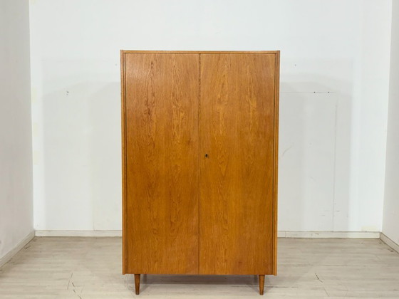 Image 1 of Magnifique armoire vintage des années 1960