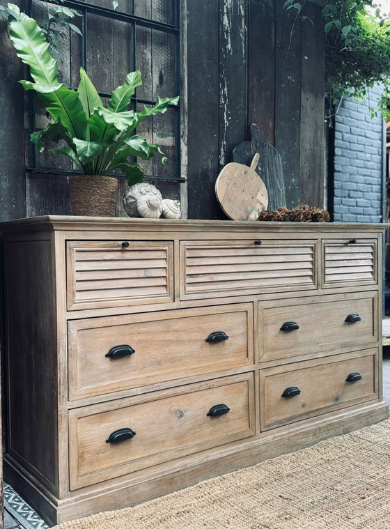 Eden Kommode mit 7 Schubladen von Essentials for Living – Sideboard, Wood, Metal (photo 4 of 5)