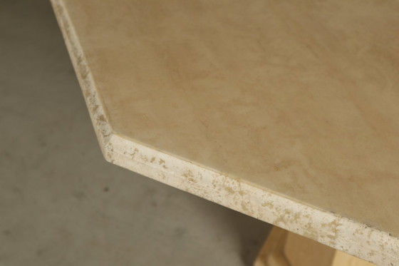 Image 1 of Tavolo da pranzo ottagonale in travertino, Italia anni '70