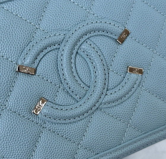 Image 1 of Tocador de Chanel