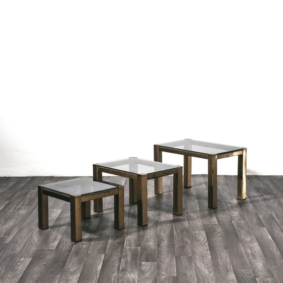 Image 1 of Ensemble de trois tables basses en laiton, style Hollywood Regency, design moderne des années 1970