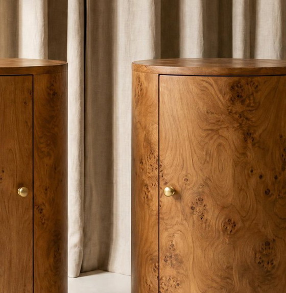 Image 1 of Coppia di comodini in radica di olmo – Design contemporaneo