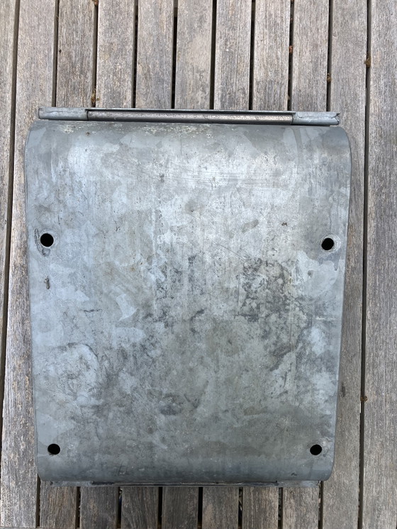 Image 1 of Lampas L17B Letterbox and 62/400 GLS 75W Wall Lighting