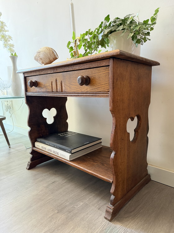 Image 1 of Vintage bijzettafeltje met laatje