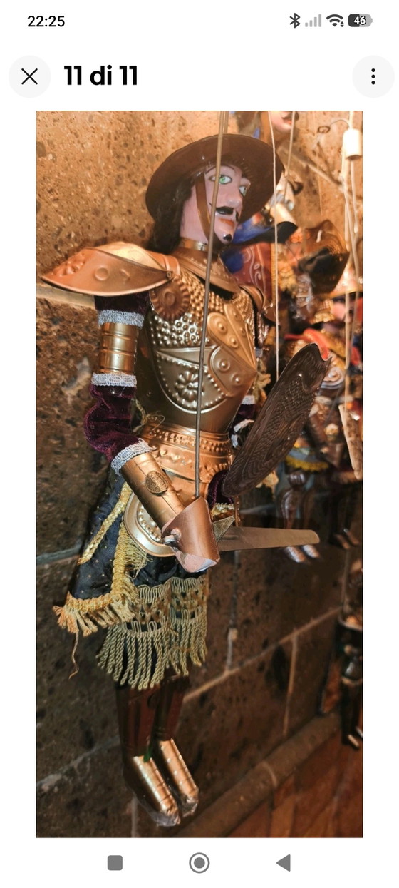 Vintage Puppet Puppet, 60cm, Brass Armor and Clothes – Decorative Objects, Textile, Wood (photo 11 of 11)