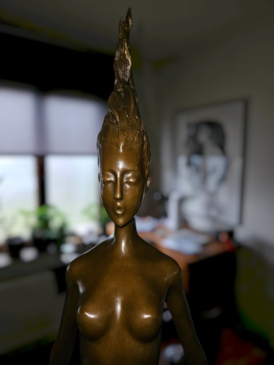 Image 1 of “Daphne” – J.P. Alioth | Bronze sculpture on marble | 100 cm