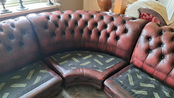 Image 1 of Canapé d'angle Chesterfield