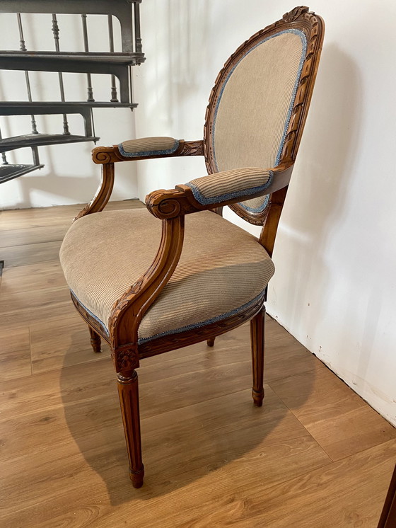 Image 1 of Lodewijk XVI fauteuil con ribstof beige e accenti blu