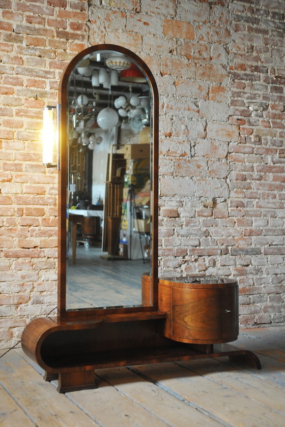 Miroir de coiffeuse Art Déco restauré, en noyer, d'origine polonaise et tchèque, datant des années 1930. (photo 9 of 14)