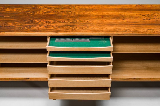 Image 1 of Groot palissander dressoir van Henning Kjerulf voor Bruno Hansen, 1950
