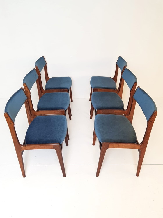 Ensemble de 6 chaises de salle à manger Erik Buch en palissandre, bleues, récemment retapissées – Wood (photo 3 of 15)
