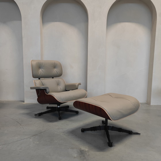 Image 1 of Vitra Eames Lounge Chair incl. Ottoman - Palissandro - Pelle Sabbia Scuro
