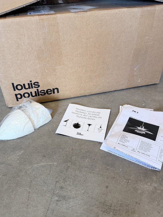 Louis Poulsen PH5 - Poul Henningsen - Gris foncé, turquoise, blanc – Suspensions, Metal, Aluminium (photo 12 of 13)