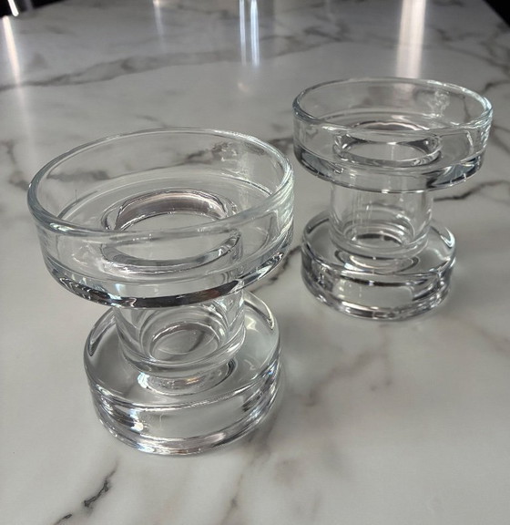 Image 1 of Set di 2 portacandele di design in vetro Partylite