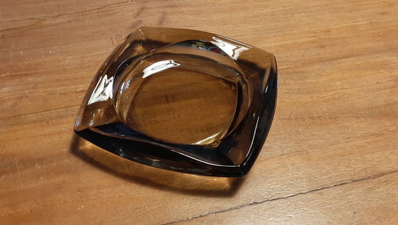 Image 1 of Franse Vintage smokey asbak van Luminarc 