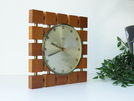 Vintage wandklok, teakhout en messing, Diehl Duitsland, Space Age design, Deens design.