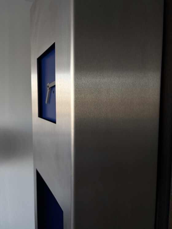 Image 1 of Hermle Design Staande Klok – Geborsteld RVS & Kobaltblauw