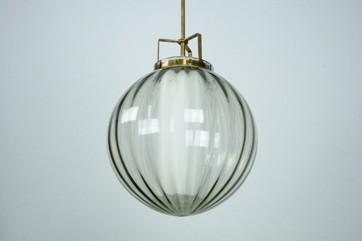 Mid-Century Murano Smoked Glass Chandelier with Opaline Diffuser, Italy 1950s