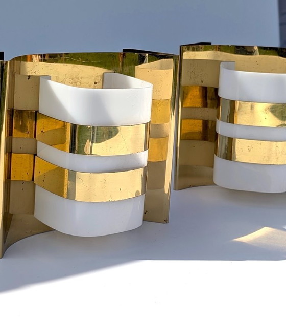 Image 1 of Pair of wall lamp Hans-Agne Jakobsson – Model V334/1 in brass with translucent plastic shades