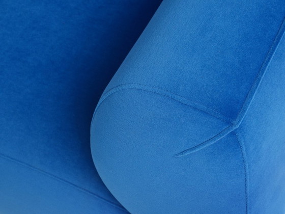 Image 1 of Nel Maverick 3 posti, in velluto di lana Kvadrat Gentle