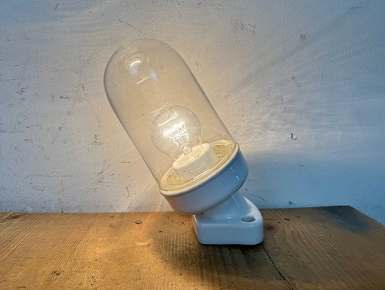 Image 1 of Vintage White Porcelain Wall Light with Clear Glass, 1960s