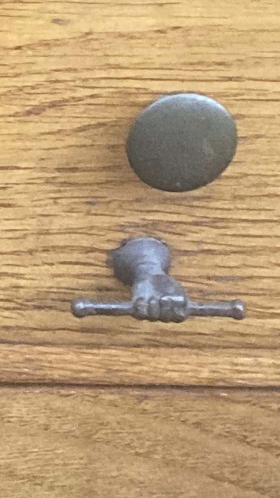 Image 1 of Botiquín